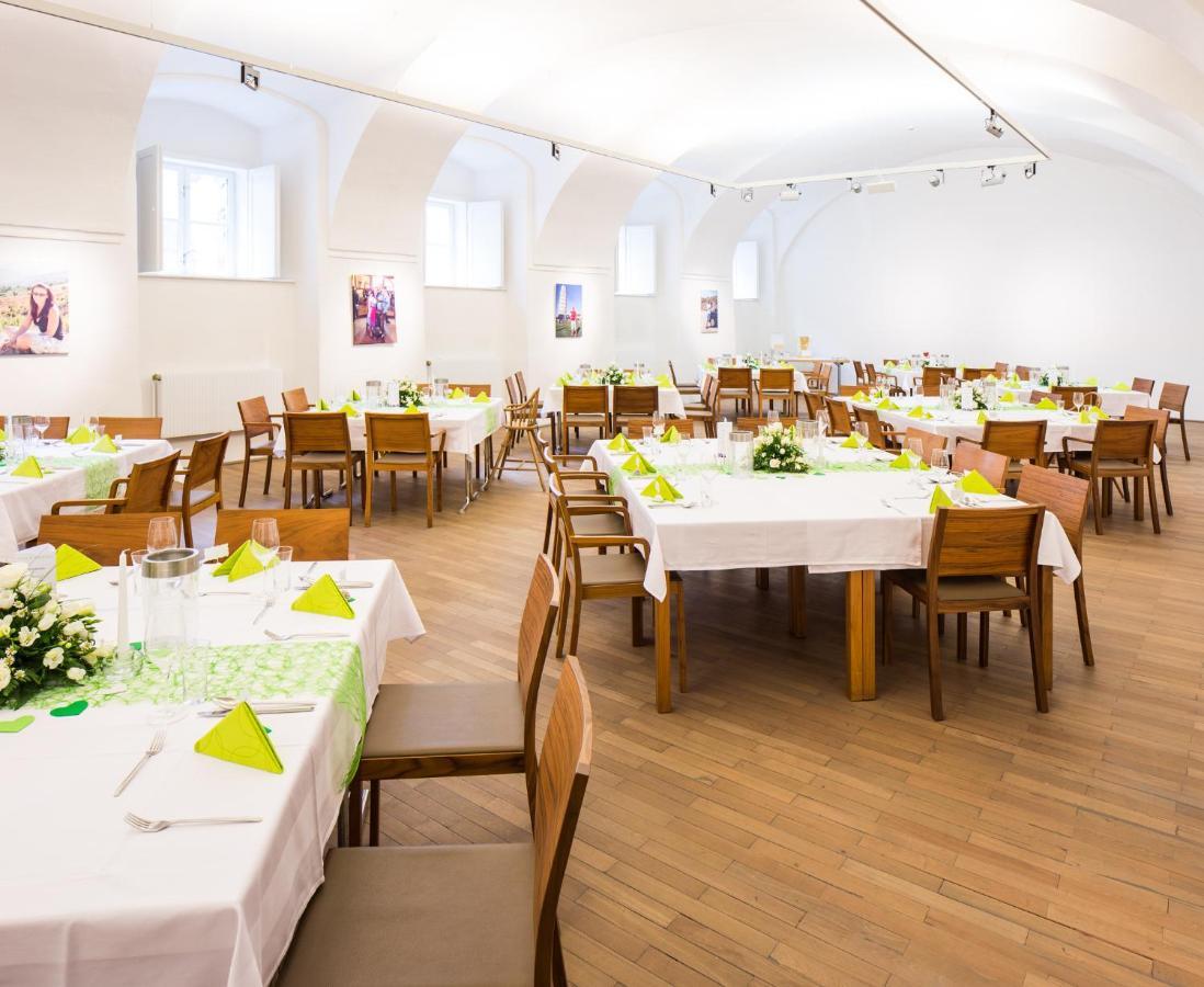Hotel Kunsthaus Horn Esterno foto